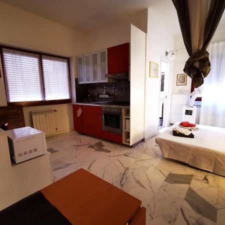 Ferienwohnung Rouge Studio - 10 Min From Vatican Exterior foto