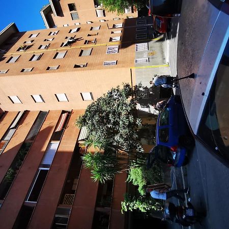 Ferienwohnung Rouge Studio - 10 Min From Vatican Exterior foto
